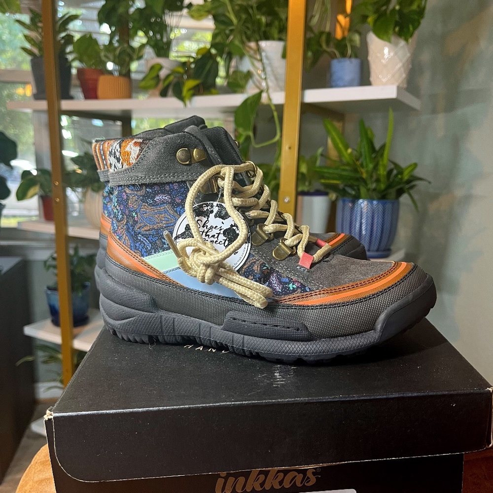 Inkka Trekk Hiking Boot - Tauro - Sz 6 - NWT